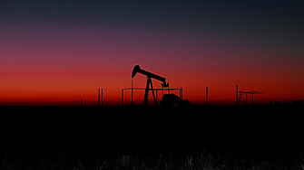 Очакванията за ограничено предлагане от ОПЕК+ оскъпиха петрола
