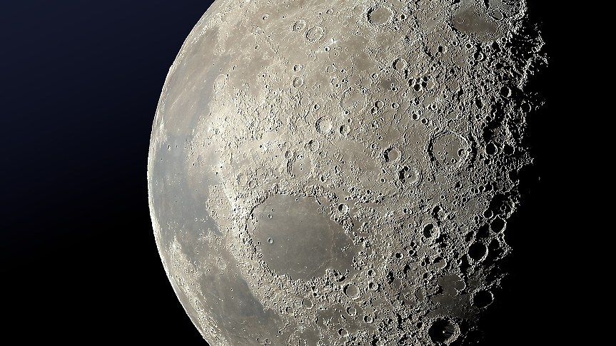 Русия изстреля сонда към Луната за първи път от 50 години