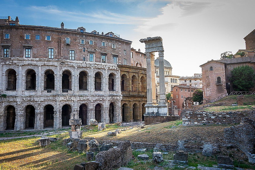 В Рим откриха изгубения от векове театър на император Нерон