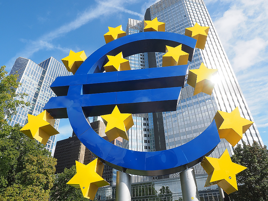 ЕЦБ зае предпазлива позиция по отношение на лихвите. Какво означава това?