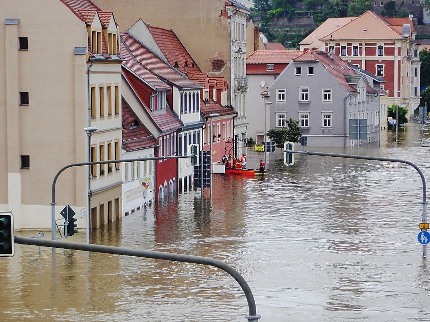 Защо все повече хора се заселват на места, застрашени от наводнения?