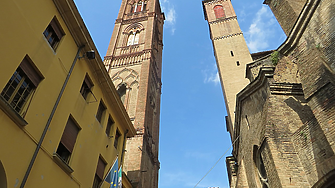 Висока степен на тревога за наклонена кула в Италия, възможно е да се срути