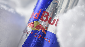 Доминацията на Red Bull във Формула 1 води до по-високи продажби на енергийни напитки