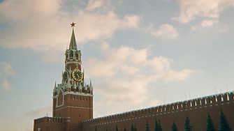 Шпионски мрежи от Студената война доставят чипове на Кремъл