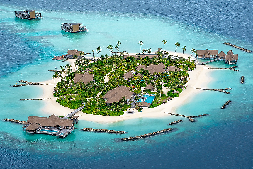 Как райски остров се превръща в първия на Малдивите без комари?