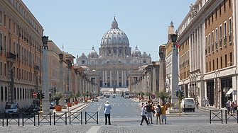 Ватиканът електрифицира автопарка си