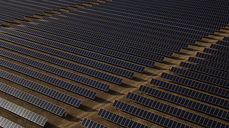 В какво инвестира соларният шампион на Саудитска Арабия? 
