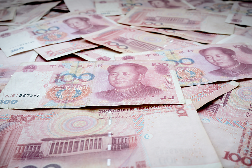 Китай предприема спешни мерки в подкрепа на юана