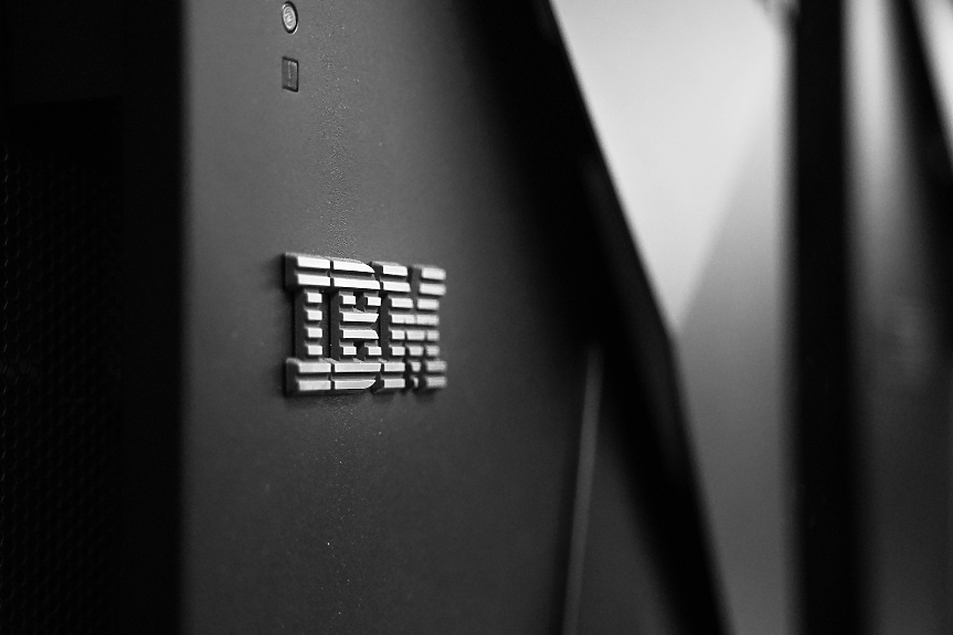 IBM към мениджърите си: Идвайте в офиса или напуснете