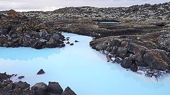 Вулканично изригване отново затвори Синята лагуна в Исландия