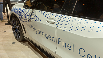 Защо никой не иска да кара кола на водород?