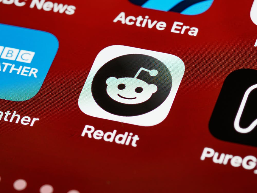Reddit планира да набере близо $750 млн. от IPO-то си