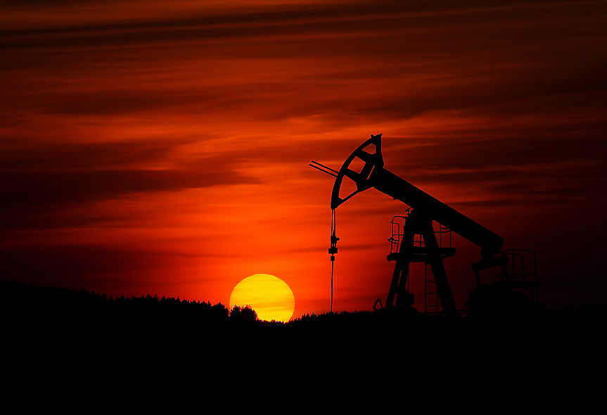 Защо най-голямата компания за петролни услуги не напуска Русия?