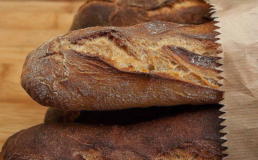 Френски пекари счупиха световния рекорд за най-дълга багета