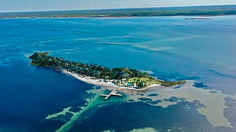 Курортен остров, някога дом на страховит пират, се продава за $50 млн.