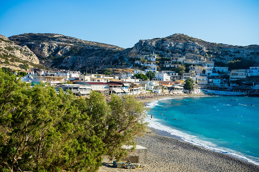 Най-големият гръцки остров: Древна история, великолепни курорти и зашеметяващи плажове