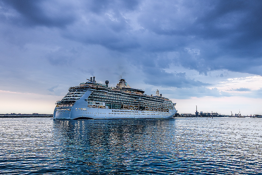 Princess Cruises отменя девет круиза на най-новия си кораб 