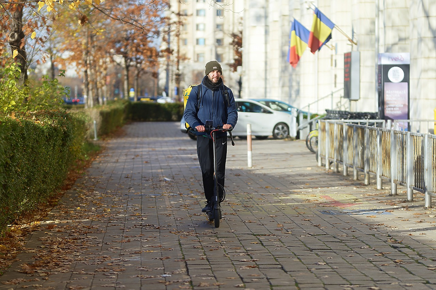 Варна забрани тротинетките по тротоари и в паркове