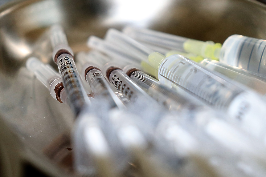 9% от родителите не са поставили всички задължителни ваксини на децата си