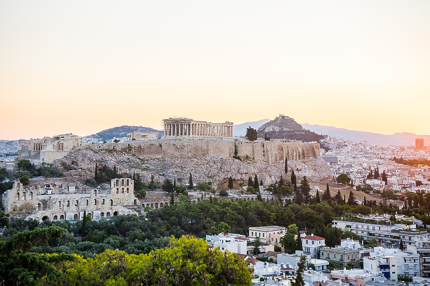 Гърция затвори Акропола, за да предпази туристите от жегата