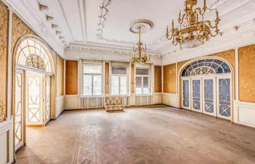 Протоколна резиденция на Николае Чаушеску / Sothebys