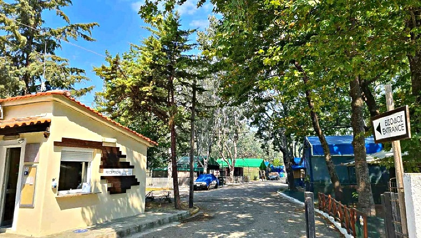 Къмпинг Стомио край Лариса е препълнен с македонци – няма място дори за палатка