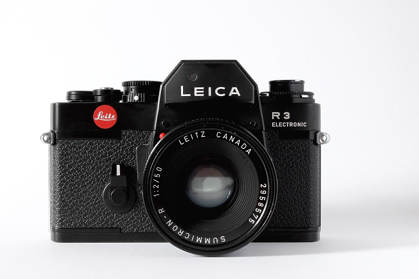 Leica на 100 години: Рекордни продажби и планове за смартфон