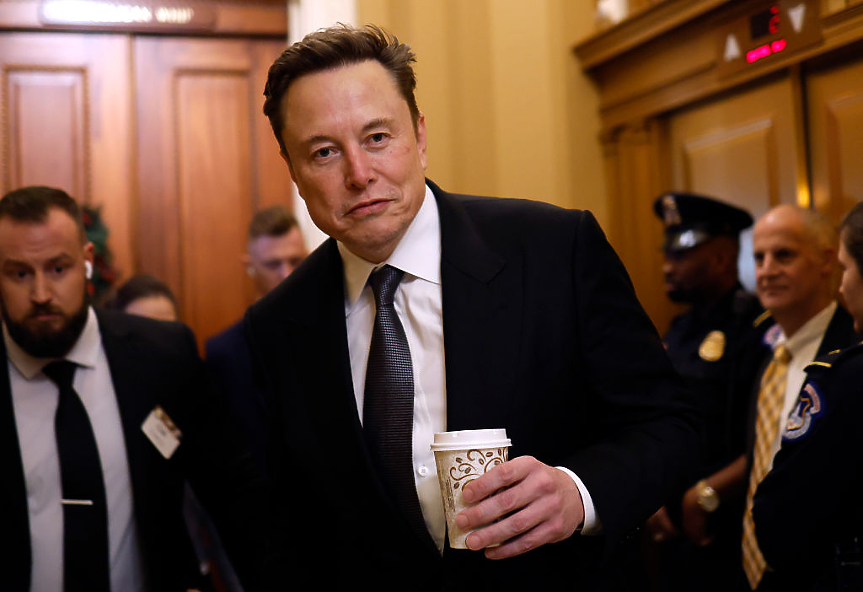 SpaceX ще инвестира $2 млрд. в AI стартъпа на Мъск xAI