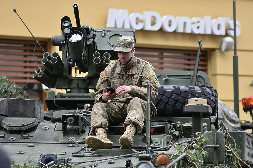 Отбраната расте с 30%: Как военната индустрия краде кадри от ИТ сектора 