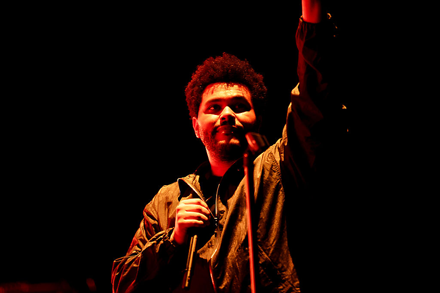 The Weeknd се опитва да набере $1 млрд. в замяна на своята музика