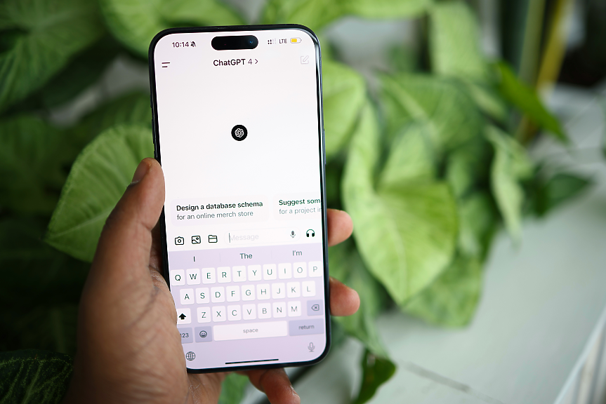 OpenAI пуска родителски контрол за ChatGPT: Как се използва?