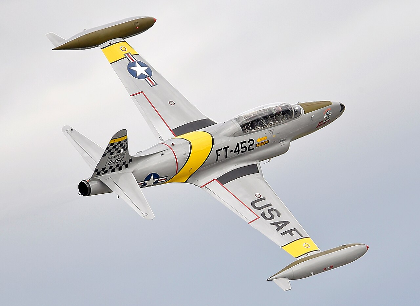 военен самолет Lockheed T-33 Shooting Star / Уикипедия