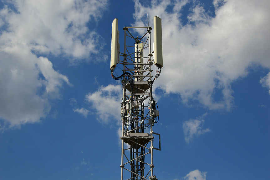 OTE продава Telekom Romania за 70 млн. евро на Vodafone и Digi