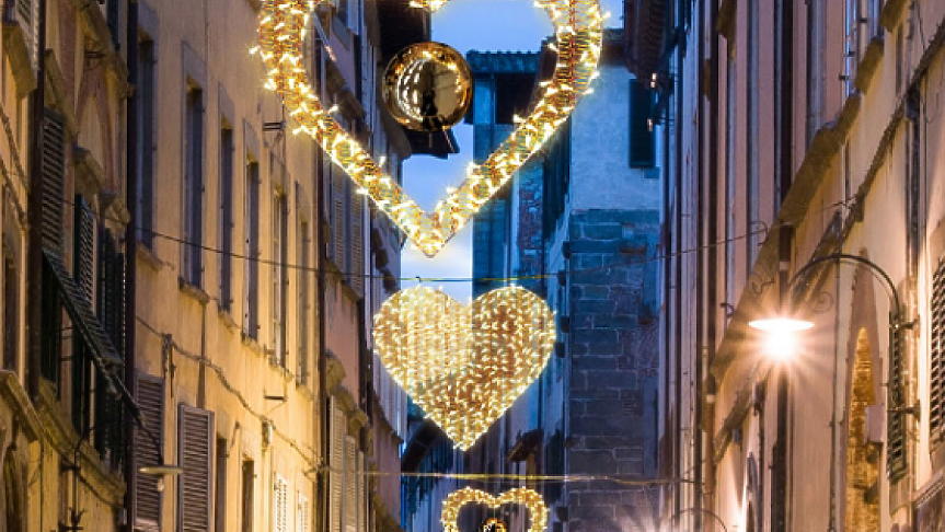 Русе с мащабна празнична програма и украса, цели да стане 