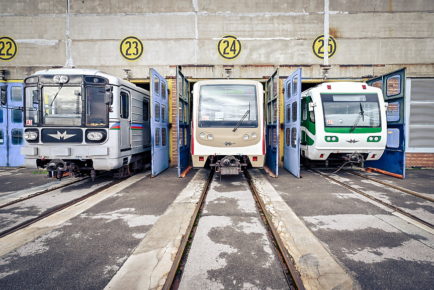Представиха новите влакове за метрото в София (снимки)