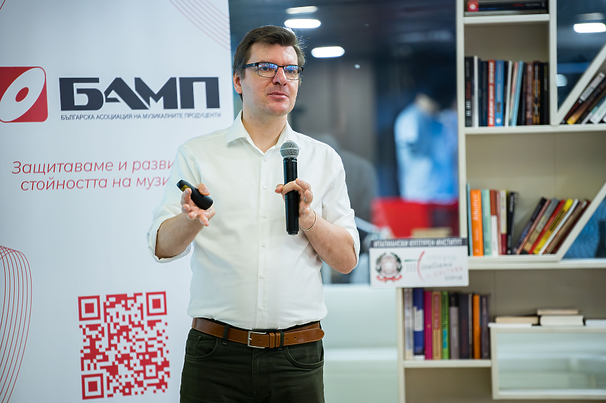 Авторът на доклада “Българската музикална екосистема - Икономиката на правата в музиката” Вирго Силамаа