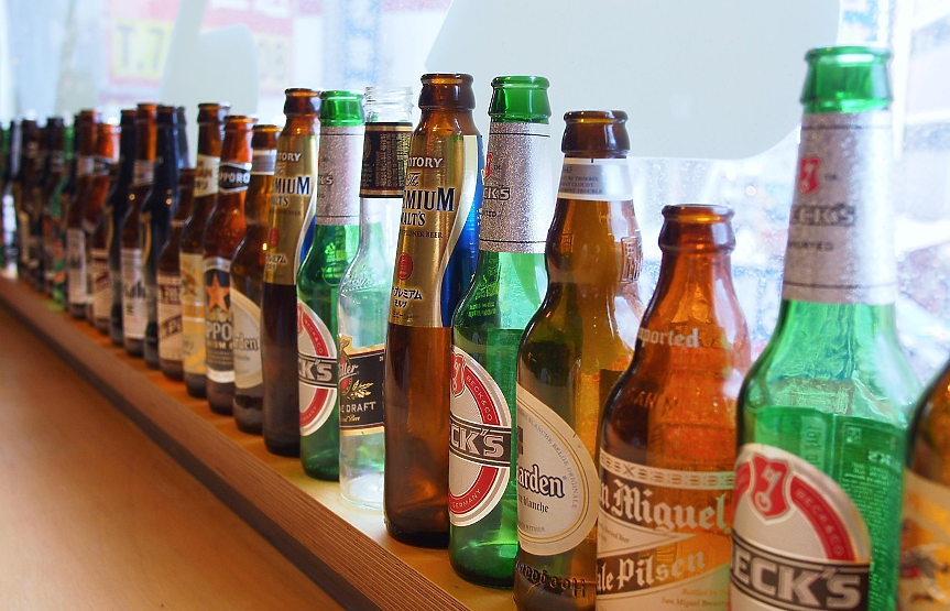 Нуждата от депозитна система в България: Ще намалим ли бутилките си от 370 на 61 на човек