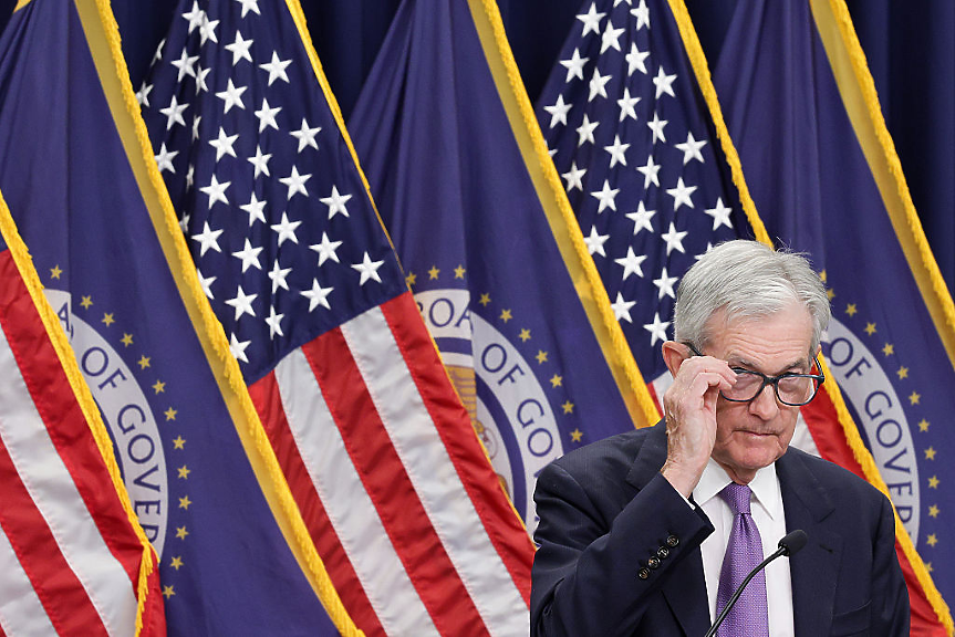 Водещите централни банки предприемат предпазлив подход към понижението на лихвите