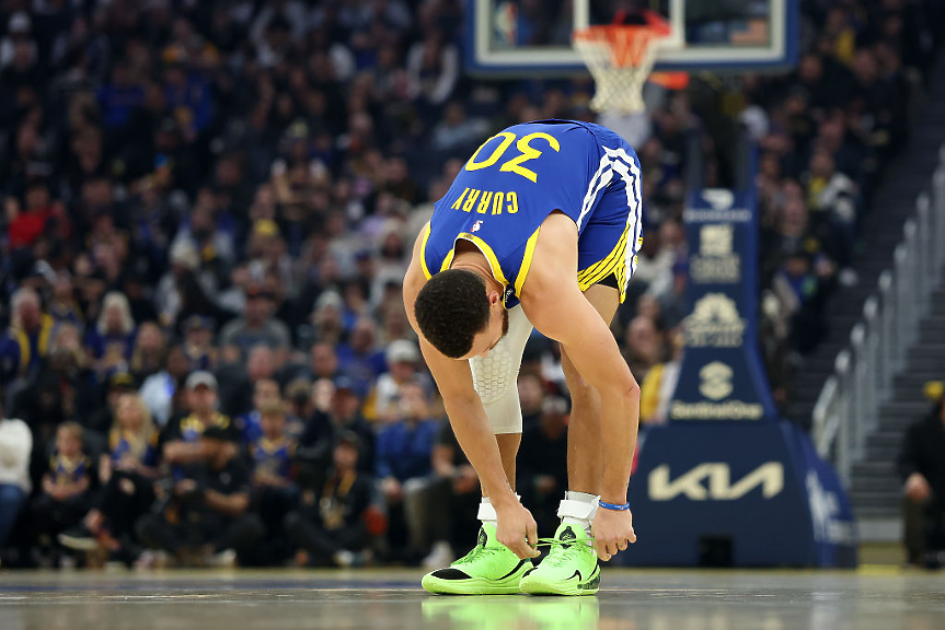 Under Armour и Стеф Къри прекратиха 13-годишното си партньорство