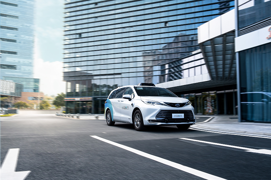 След партньорство с Bolt: Роботакситата на Pony.ai идват в Европа 