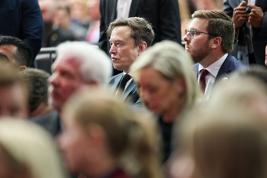 Акционерите на Tesla одобриха $1 трлн. заплащане за Илон Мъск