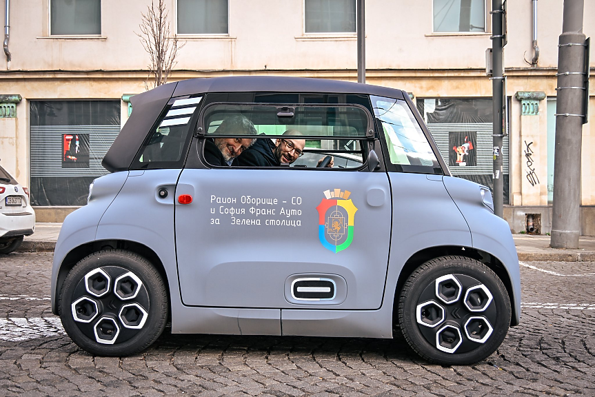 Район „Оборище“ тества електрически автомобили за нуждите на администрацията; ©Столична община