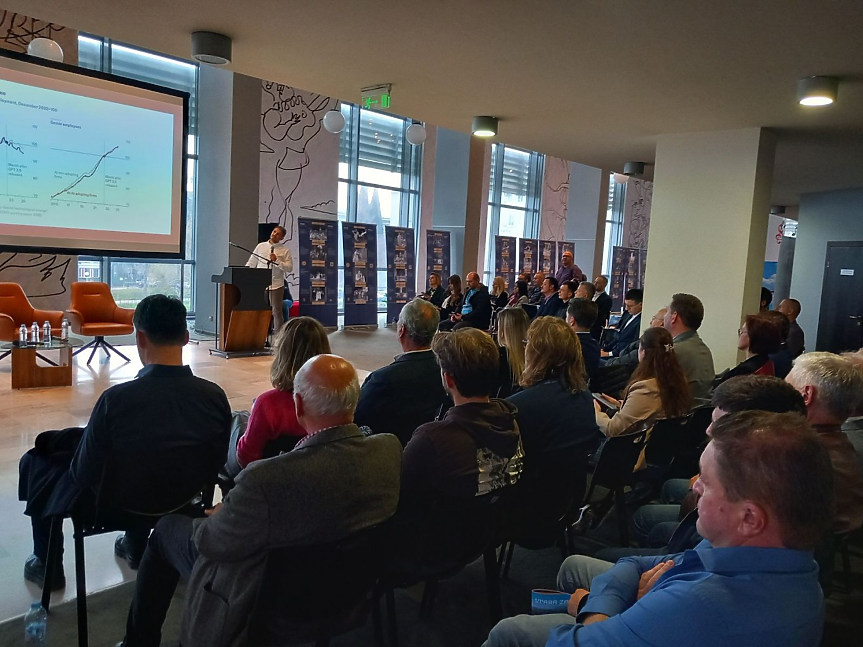 Стара Загора преговаря с компании за 500 млн. лв. инвестиции и 1000 нови работни места