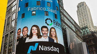 Коя българска компания се появи на фасадата на Nasdaq в Ню Йорк през 2025 г.?