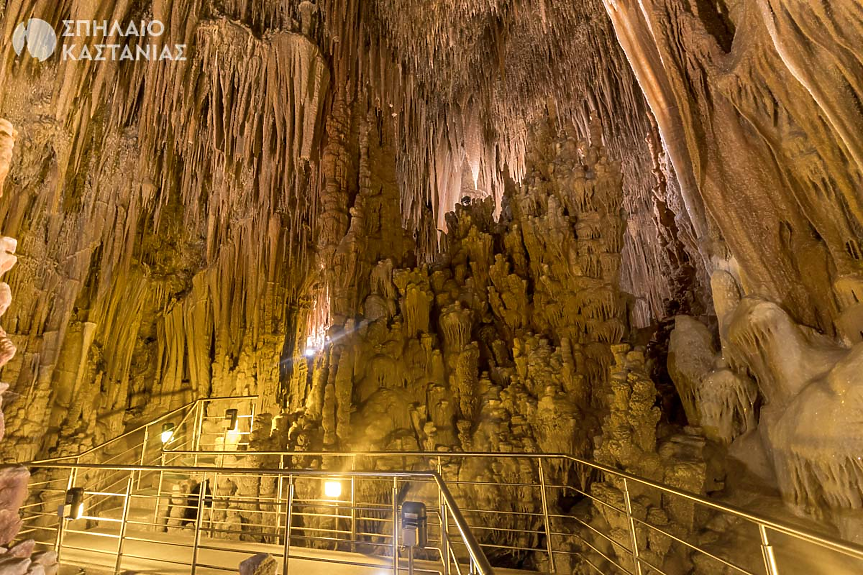 Пещерата Кастаня в Гърция/ Снимки: сайт на природния обект