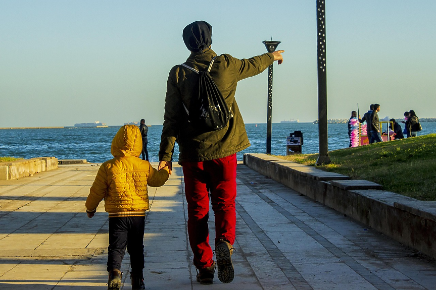 9 неща, които родителите на най-щастливите деца правят с тях всяка сутрин