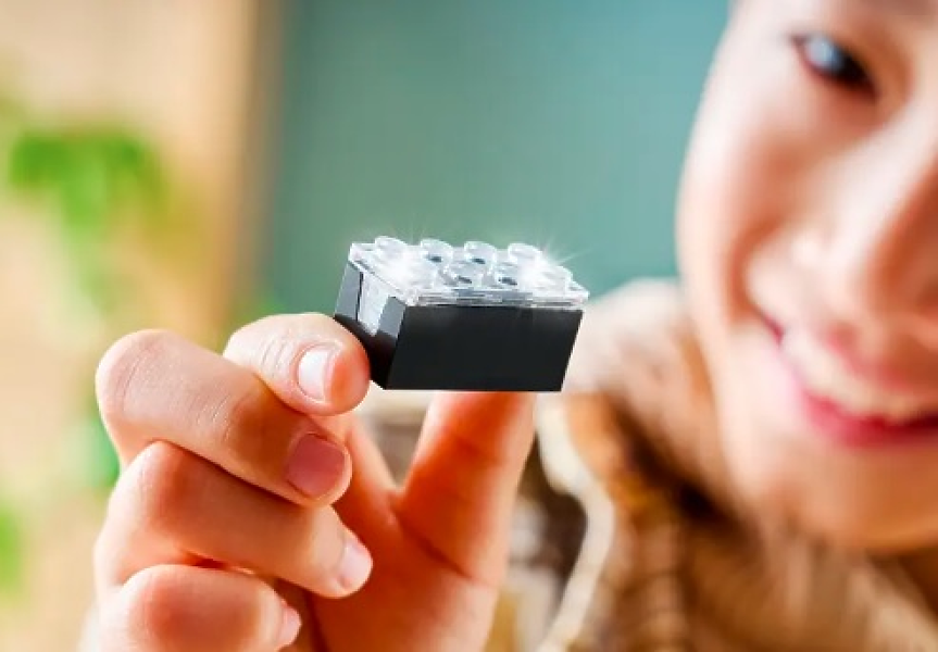 Нова ера: LEGO представи умни блокчета и минифигурки