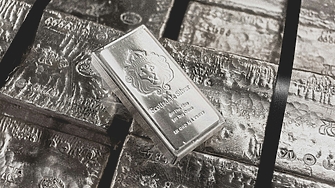 Цената на среброто за първи път над $60 за тройунция