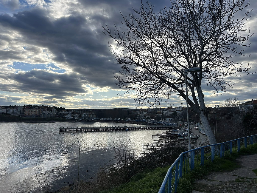 Ахтопол с основен ремонт на крайбрежната си алея