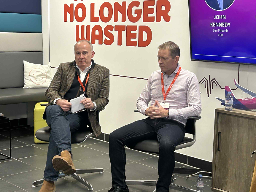 Оуен Джоунс (Wizz Air) и Джон Кенеди (Gen Phoenix) / Снимка: Полина Пенчева